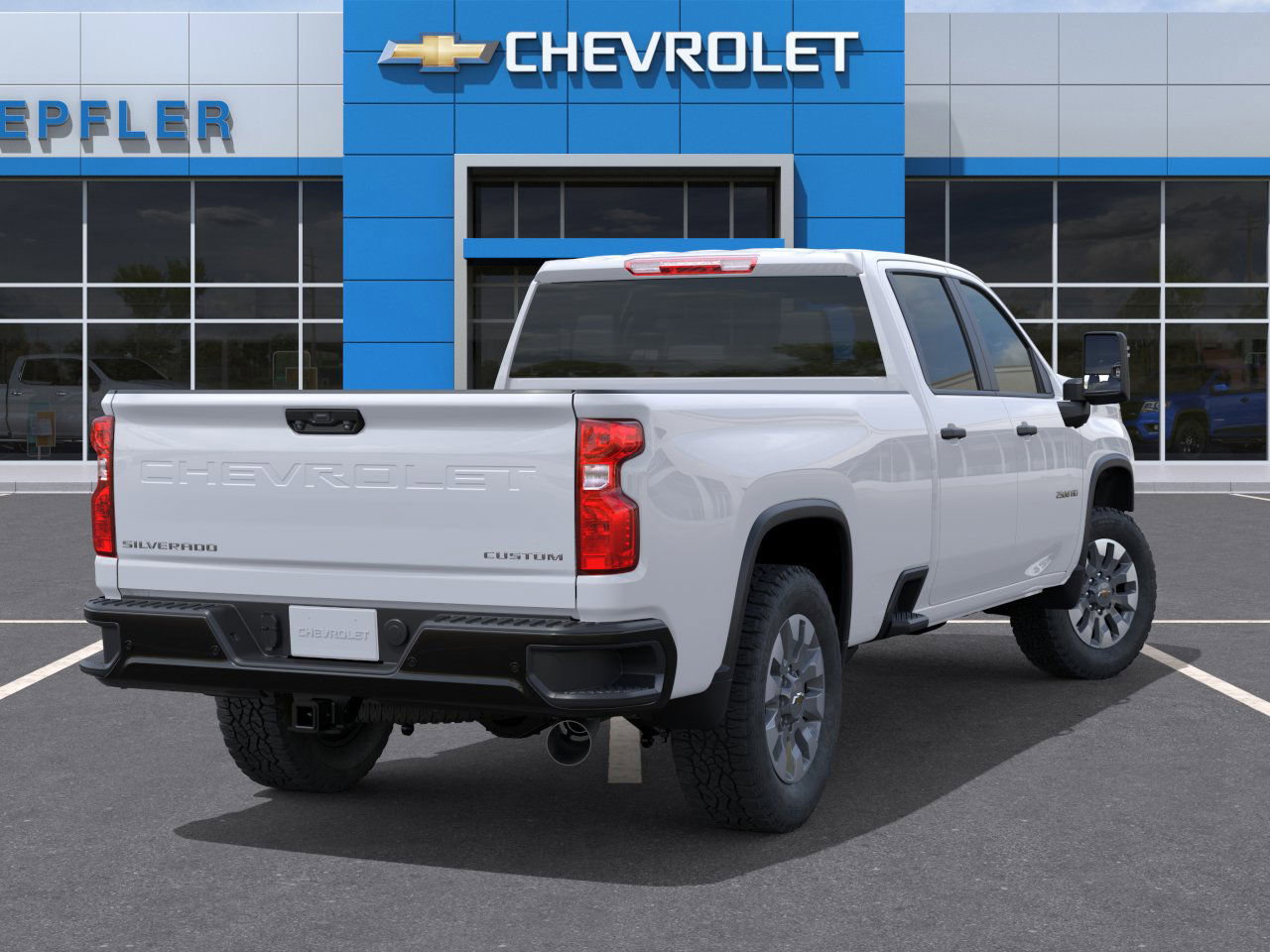 2026 Chevrolet Silverado 2500HD Custom photo 4