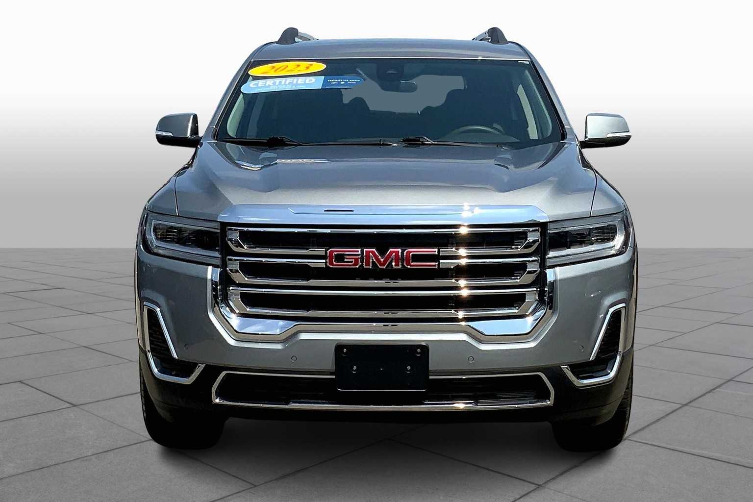 2023 Gmc Acadia SLE photo 3