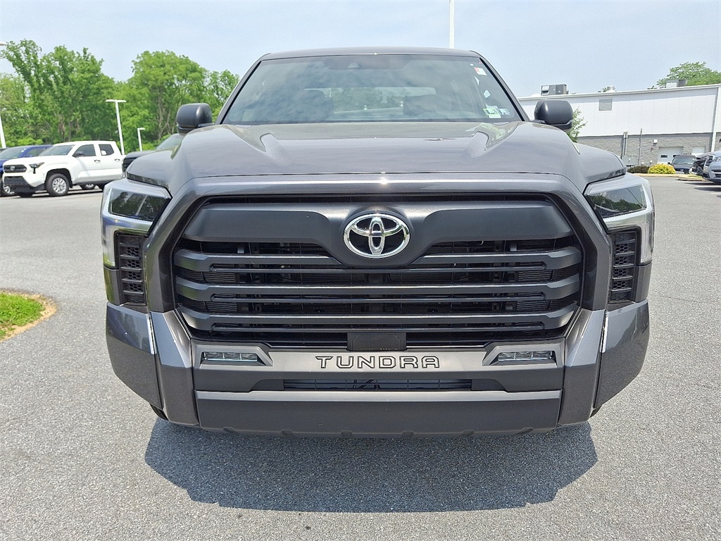 2025 Toyota Tundra SR5 CrewMax photo 2