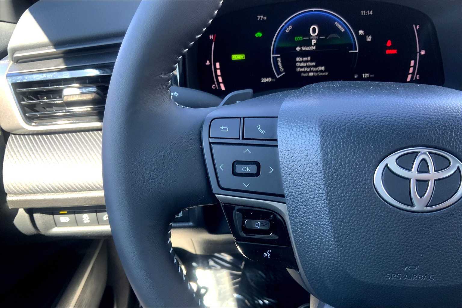 2025 Toyota Camry SE photo 20
