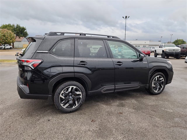 2025 Subaru Forester Limited photo 2