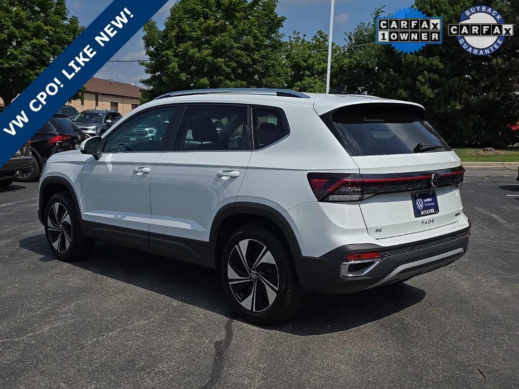 2025 Volkswagen Taos SE photo 2