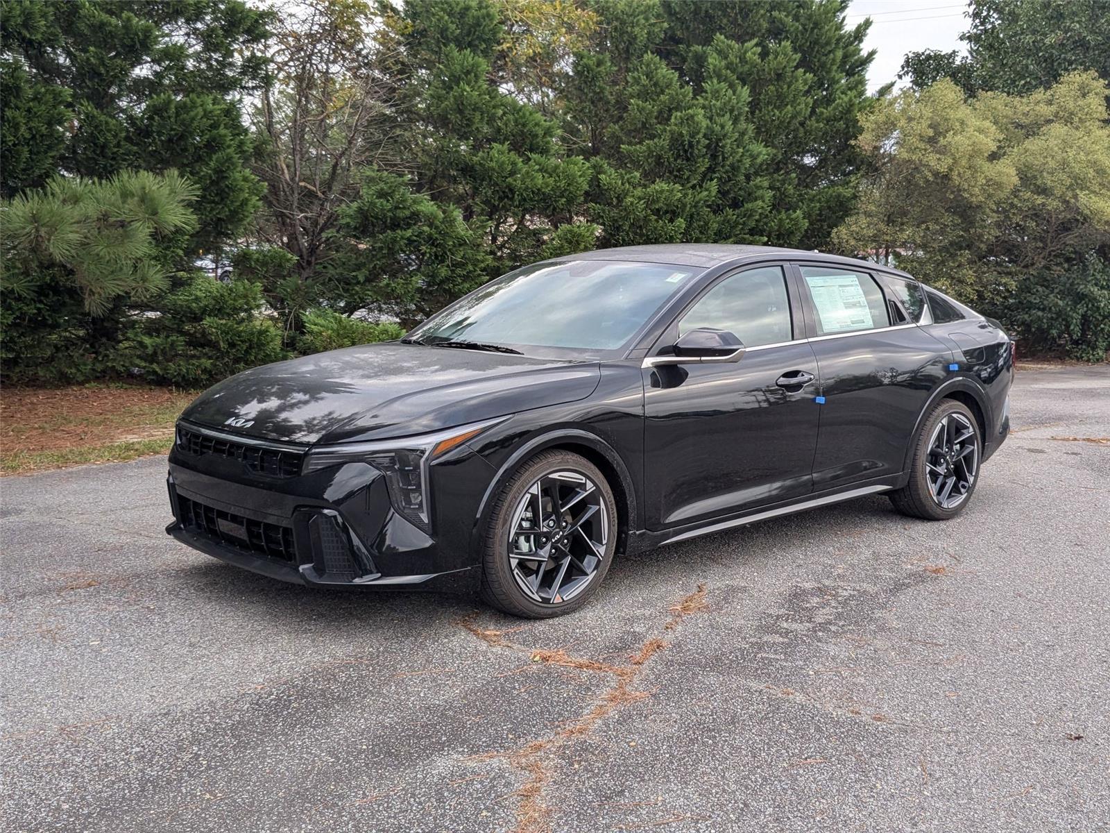 2025 Kia K4 GT-Line's photo