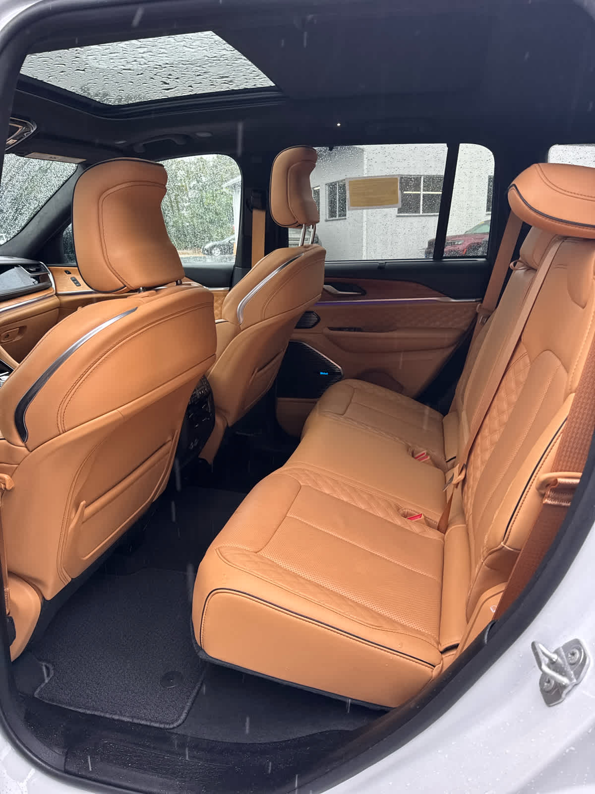 2024 Jeep Grand Cherokee Summit photo 12
