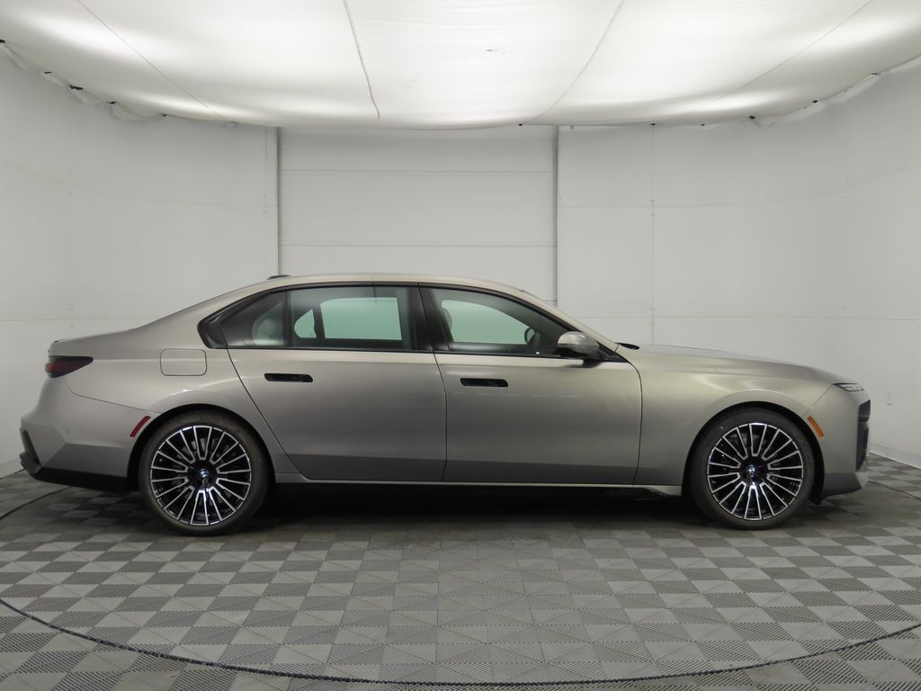 2025 Bmw 760i xDrive photo 4