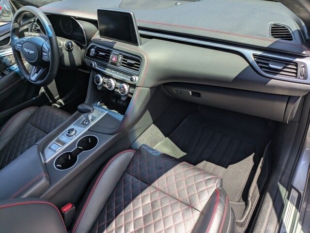 2021 Genesis G70 3.3T photo 31