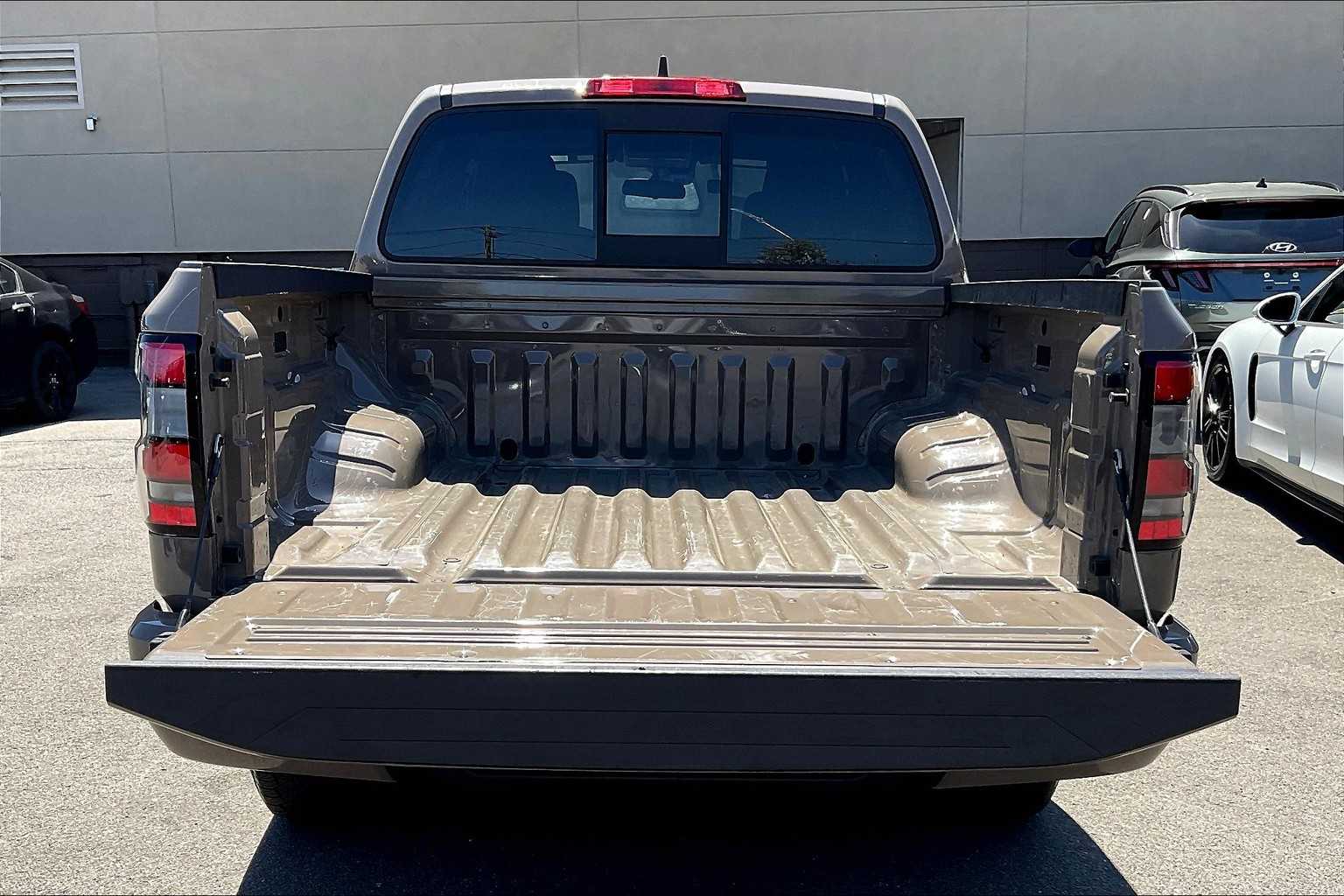 2022 Nissan Frontier PRO-4X photo 30