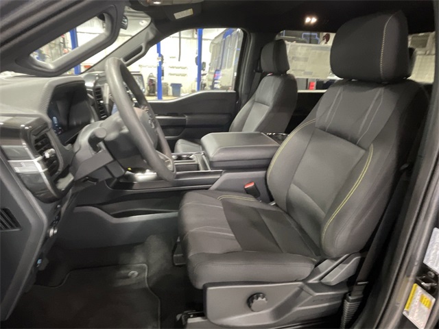2025 Ford F-150 STX photo 17