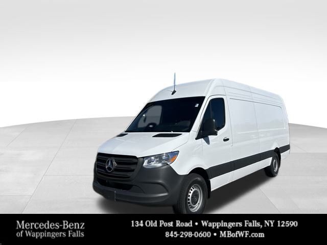 2026 Mercedes-Benz Sprinter Cargo Van Base's photo