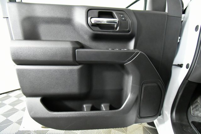 2025 Chevrolet Silverado 1500 Custom photo 19