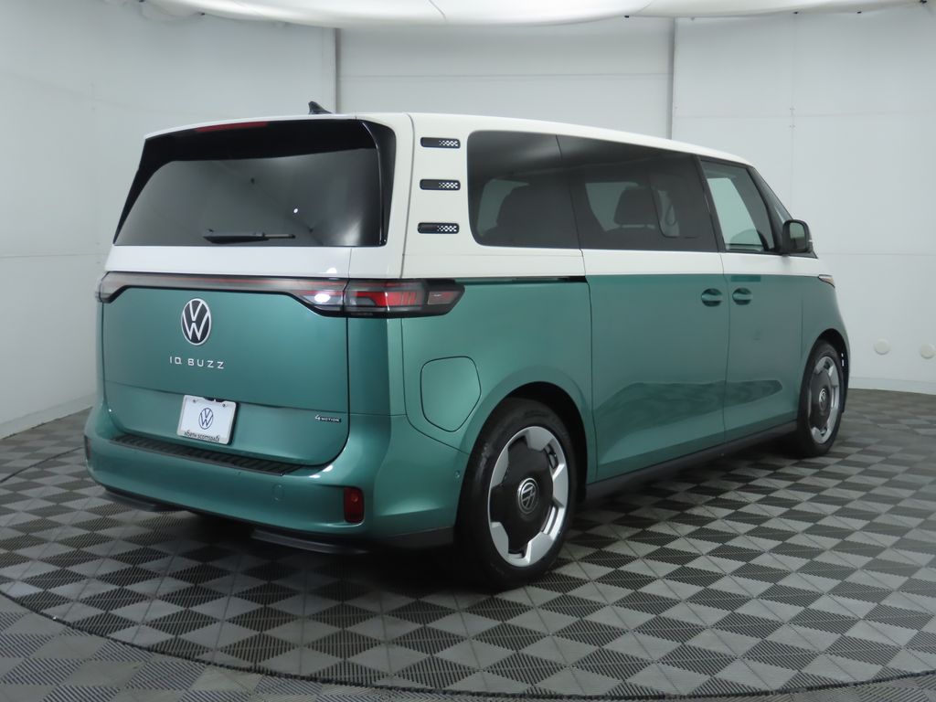 2025 Volkswagen ID. Buzz Pro Plus photo 5