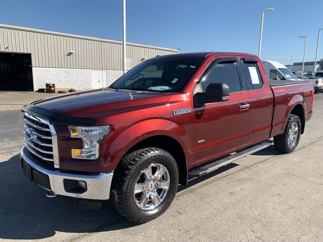 2015 Ford F-150 XLT photo 3