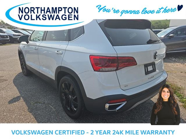 2022 Volkswagen Taos SE photo 4