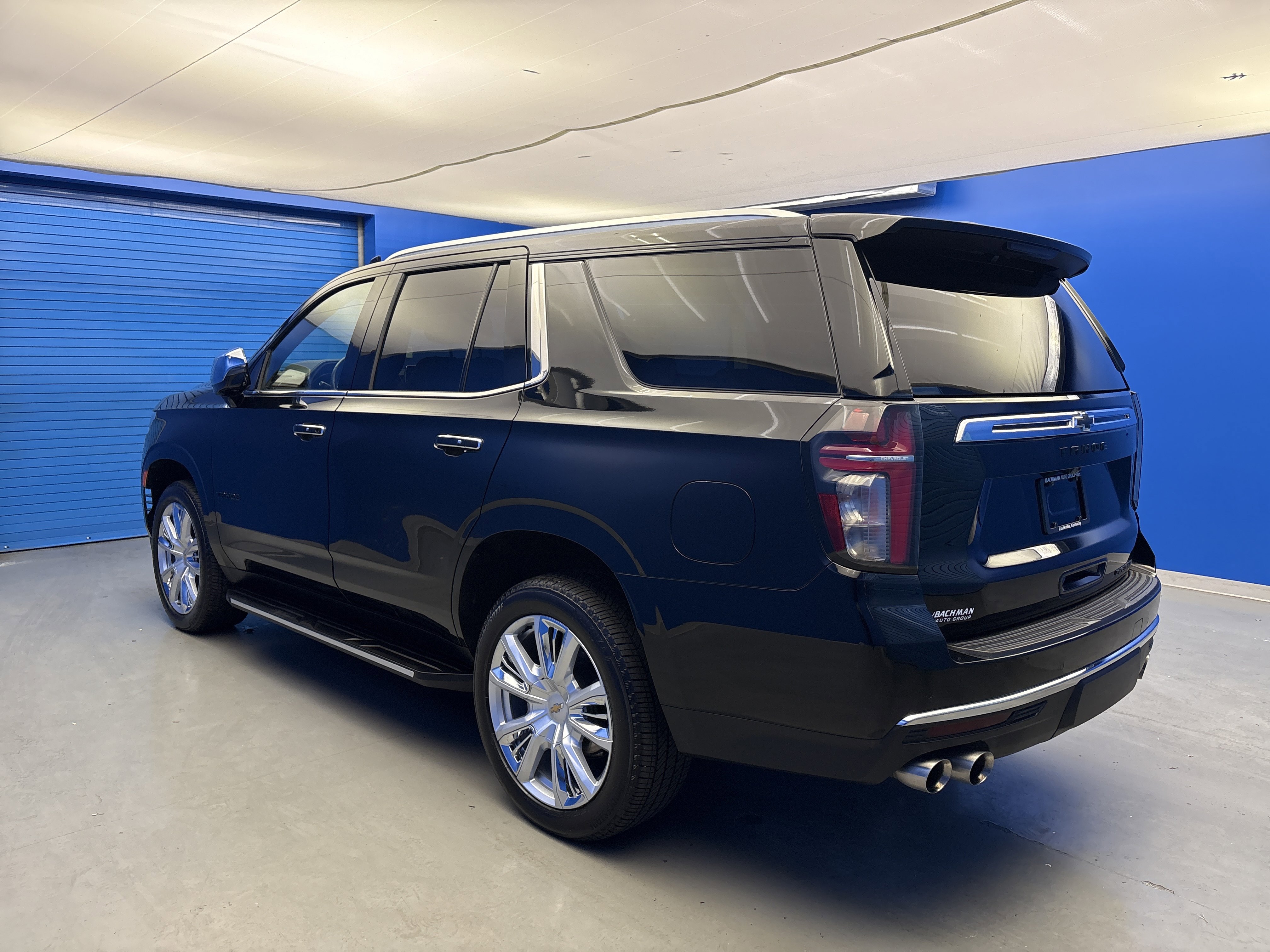 2023 Chevrolet Tahoe Premier photo 2