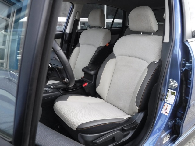 2016 Subaru Crosstrek 2.0i Premium photo 6