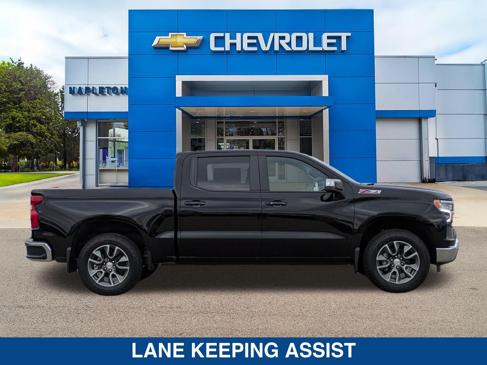 2025 Chevrolet Silverado 1500 LT photo 4