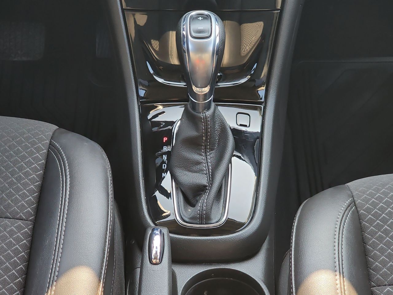 2022 Buick Encore Preferred photo 18