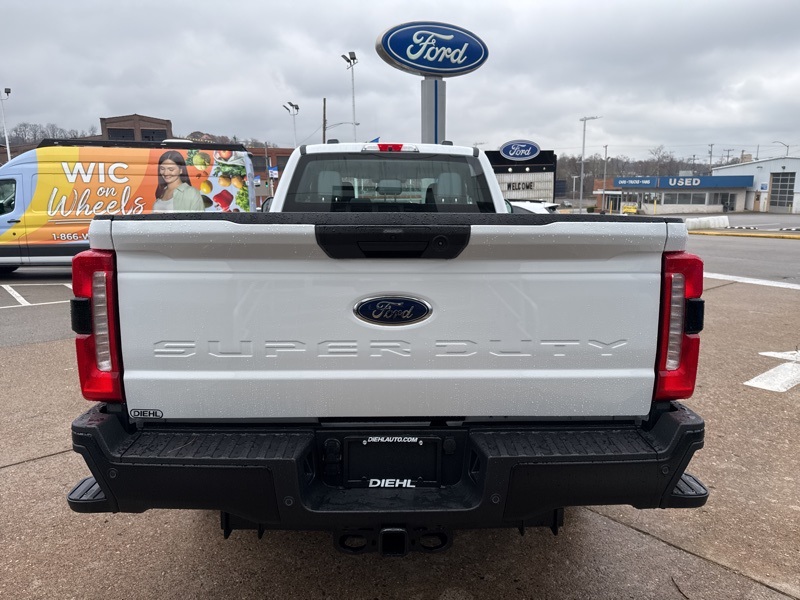 2024 Ford F-350 XL photo 3