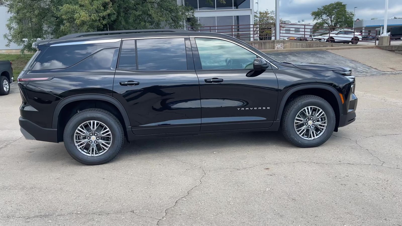 2026 Chevrolet Traverse photo 22