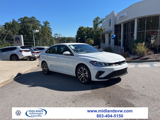 2026 Volkswagen Jetta Sport's photo