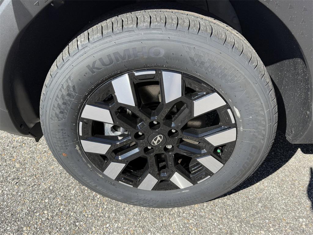 2025 Hyundai Santa Cruz SE photo 9