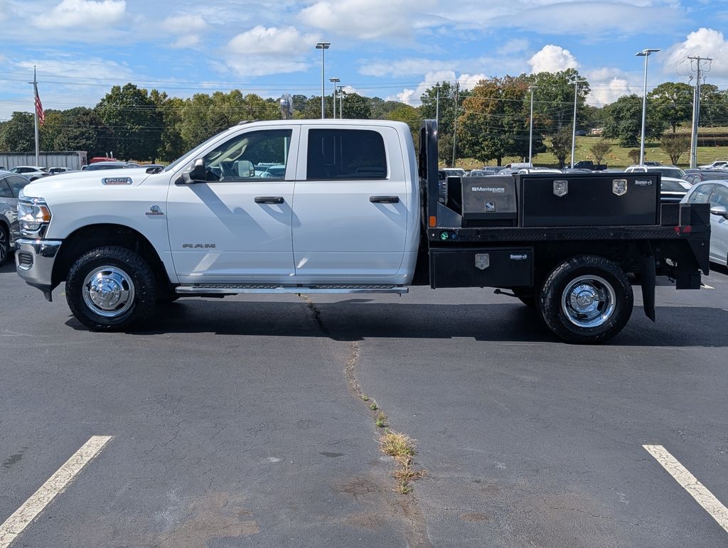 2020 Ram 3500 Tradesman photo 3
