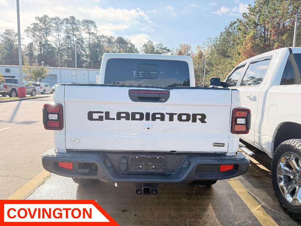 2020 Jeep Gladiator Overland's photo