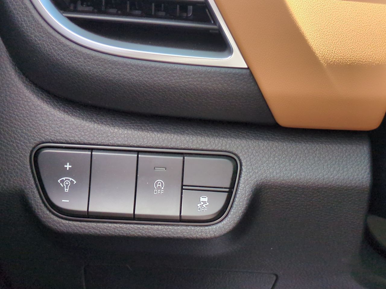 2024 Kia Seltos EX photo 11