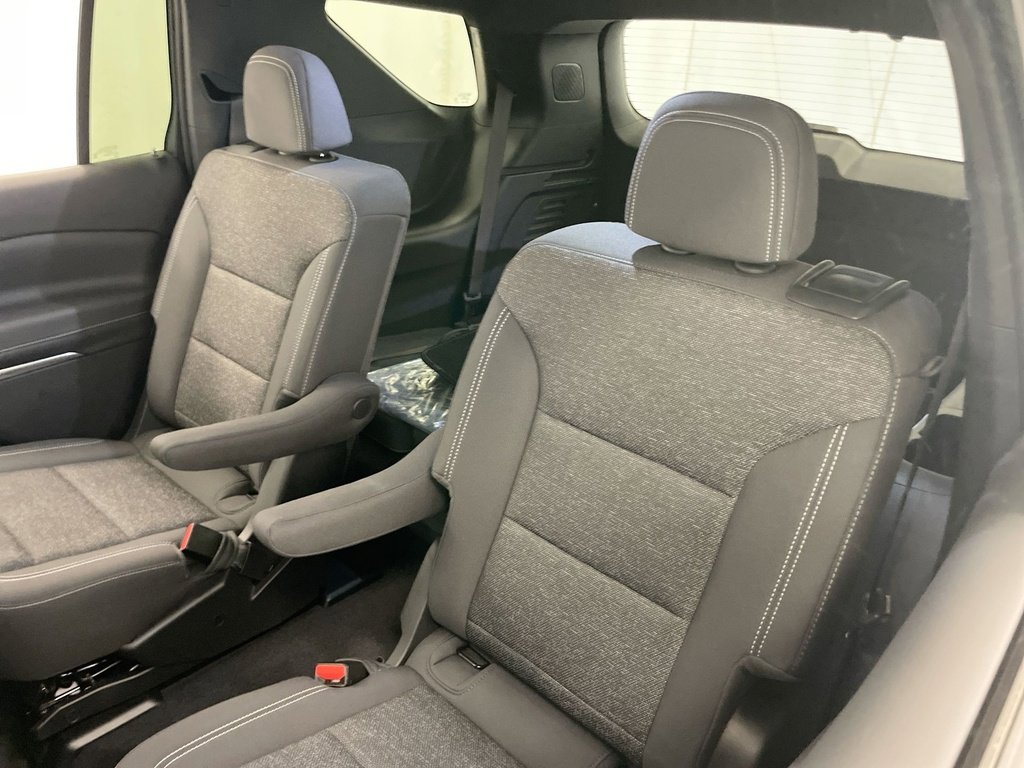 2025 Chevrolet Traverse photo 23