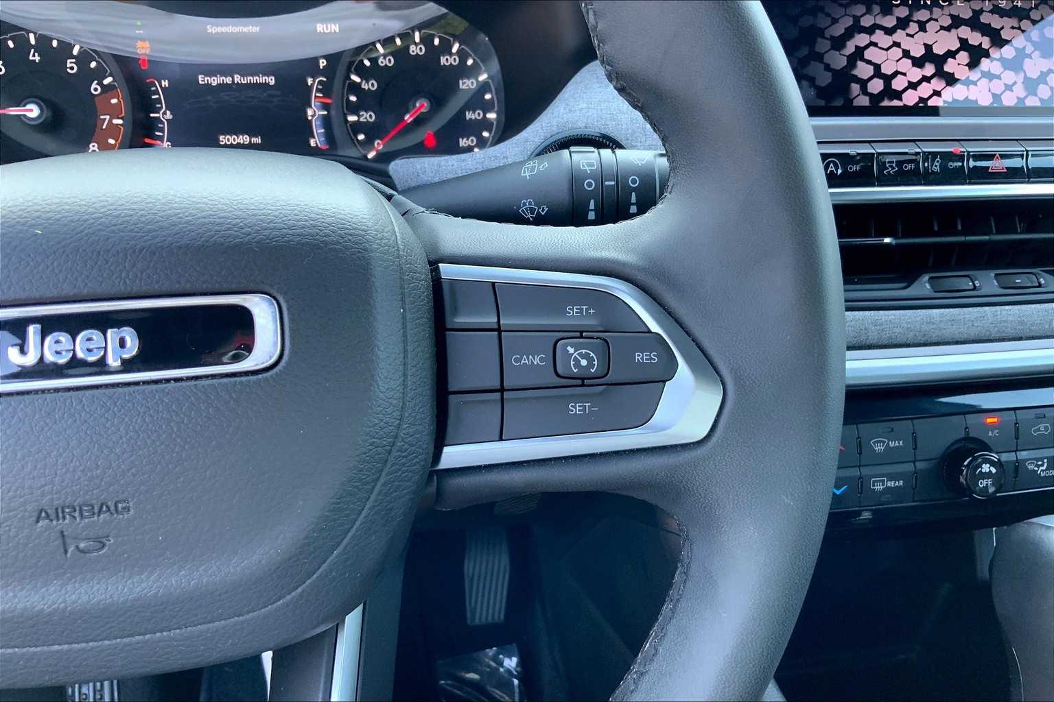2024 Jeep Compass Latitude photo 23