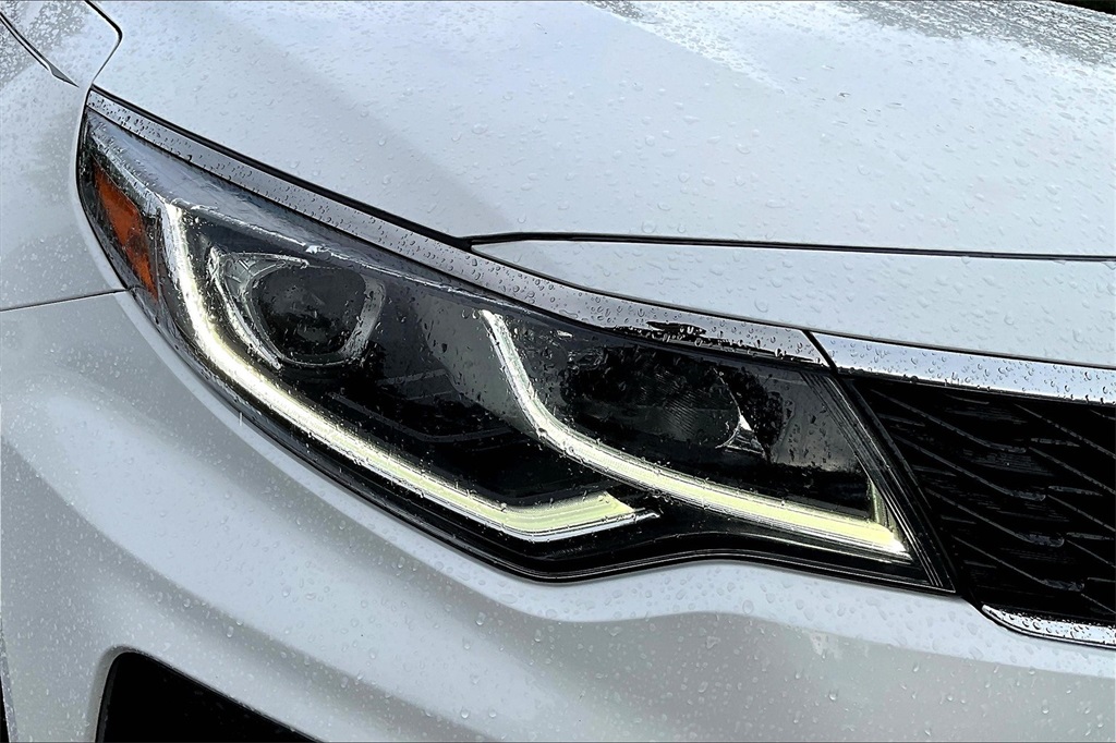 2019 Kia Optima S photo 25