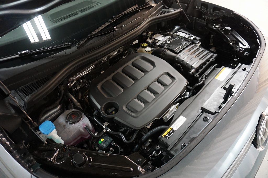 2025 Volkswagen Tiguan SE photo 26