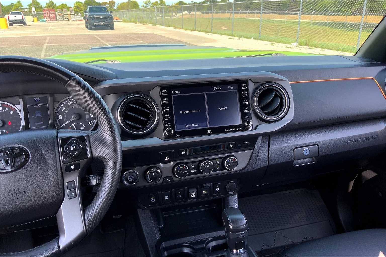 2022 Toyota Tacoma TRD Pro photo 6