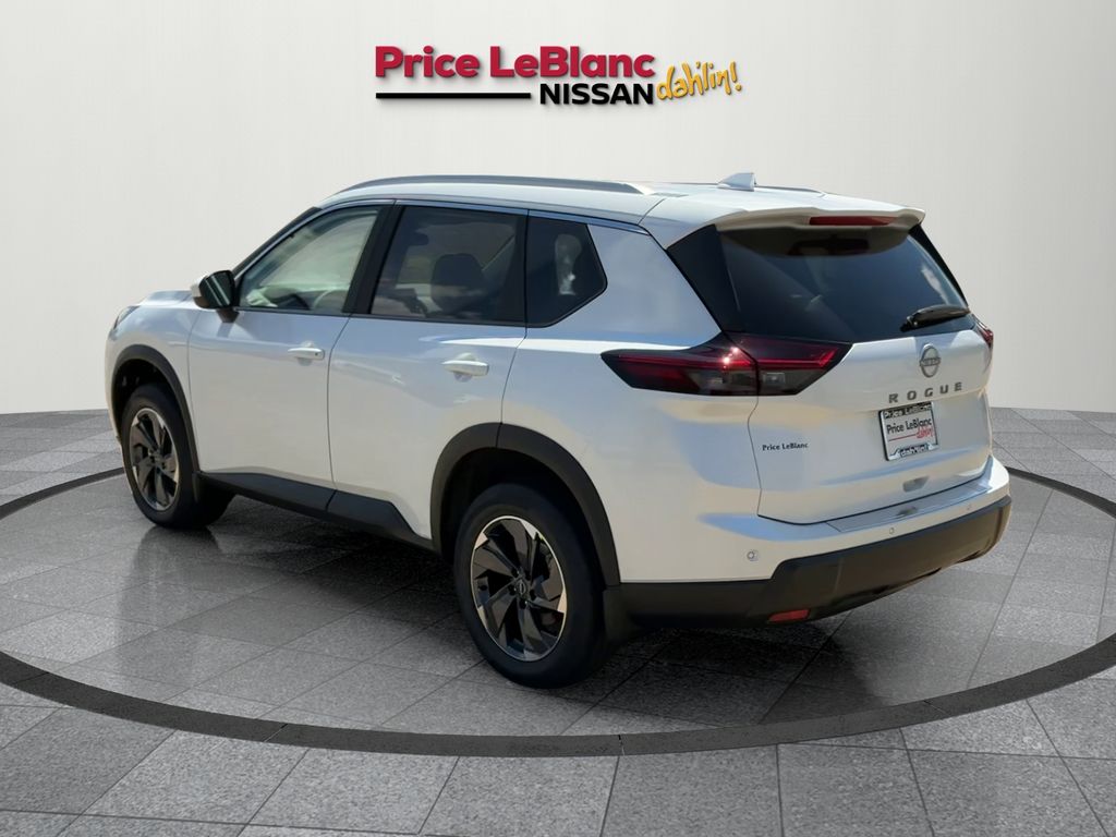 2026 Nissan Rogue SV photo 3