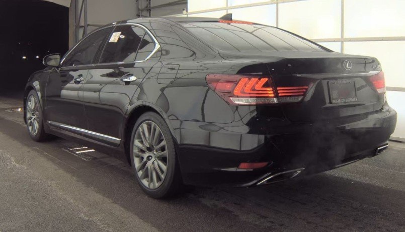 2017 LEXUS LS - Image 3