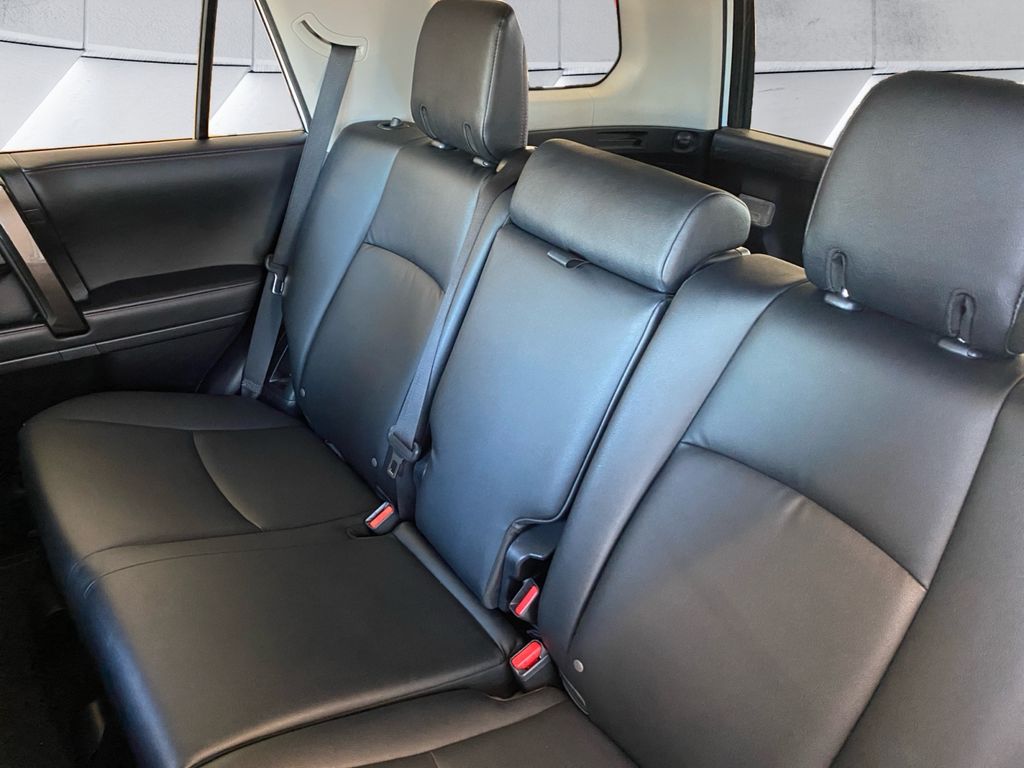 2024 Toyota 4Runner TRD Off-Road Premium photo 16