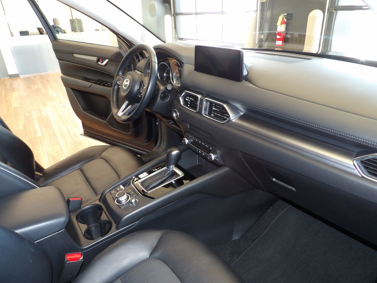 2024 Mazda CX-5 2.5 Select photo 13