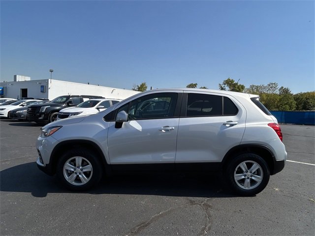 2022 Chevrolet Trax LS photo 27