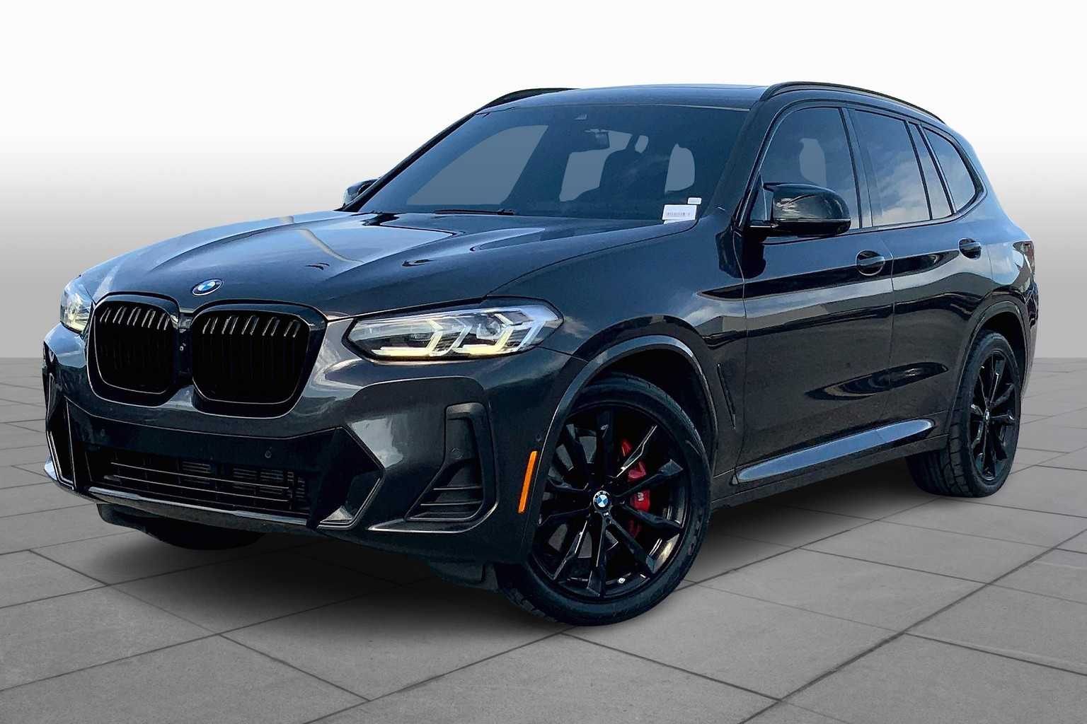2022 BMW X3 40i's photo
