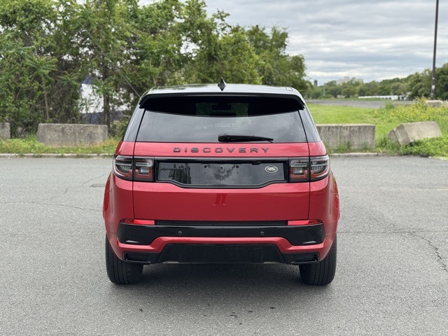 2022 Land Rover Discovery Sport S R-Dynamic photo 4