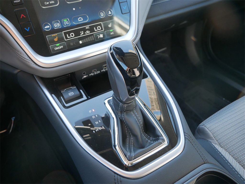 2025 Subaru Outback Premium photo 27