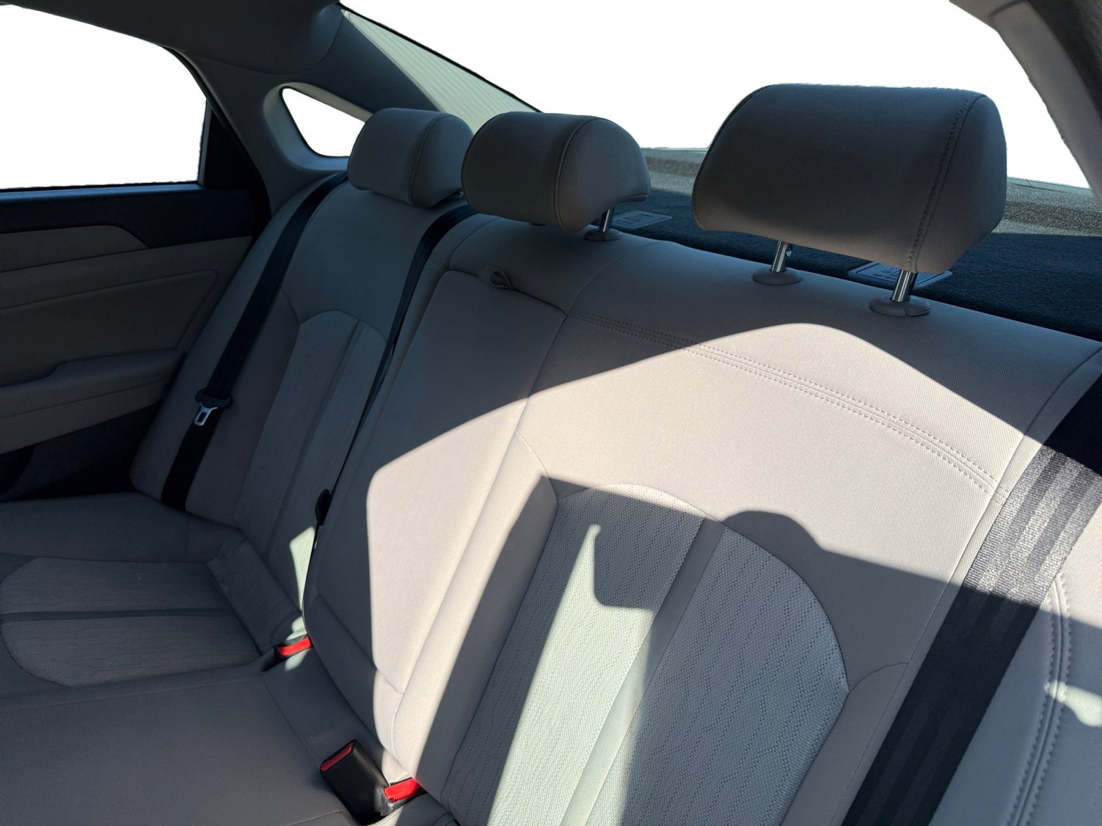 2017 Hyundai Sonata Hybrid SE photo 16