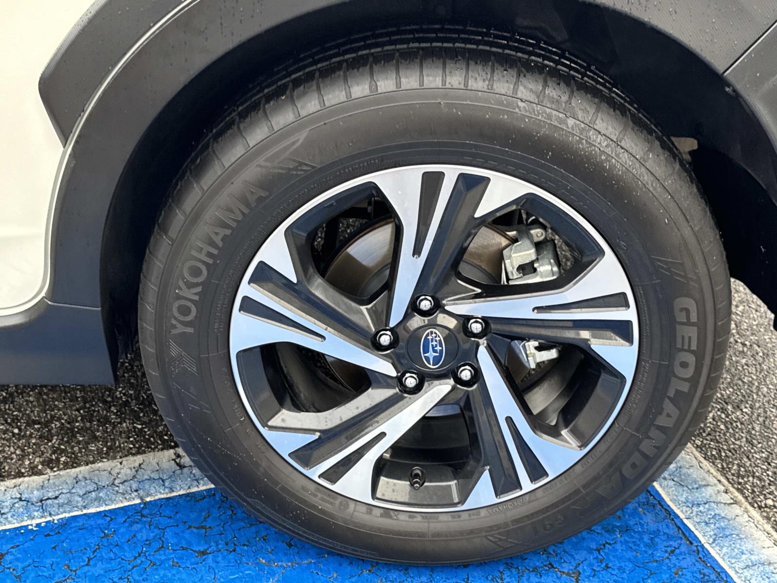 2024 Subaru Crosstrek Premium photo 3