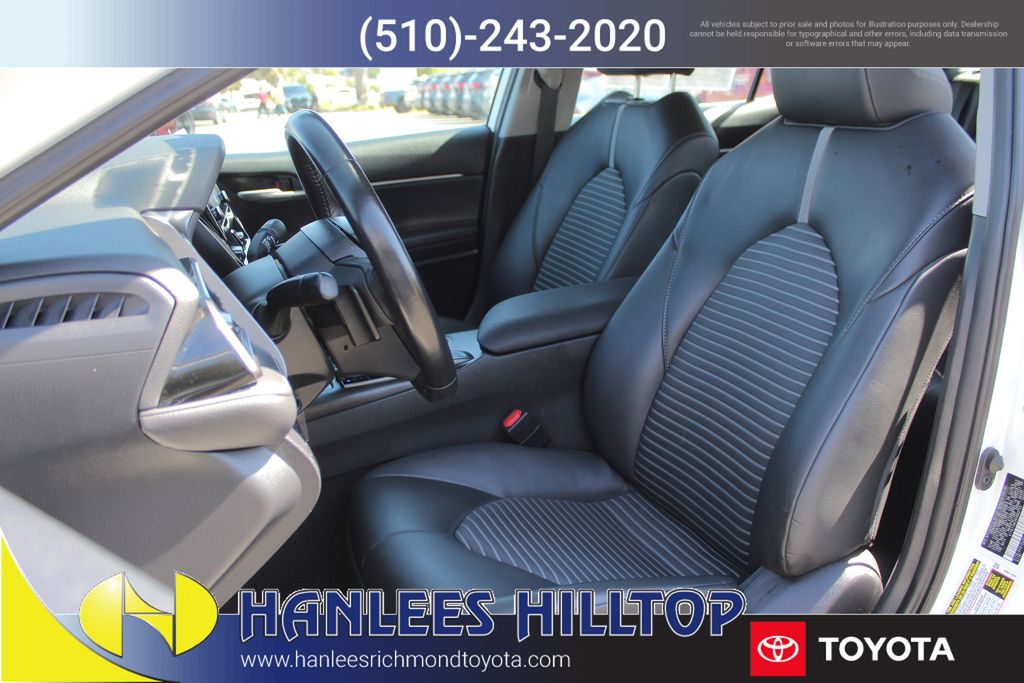2024 Toyota Camry SE photo 9