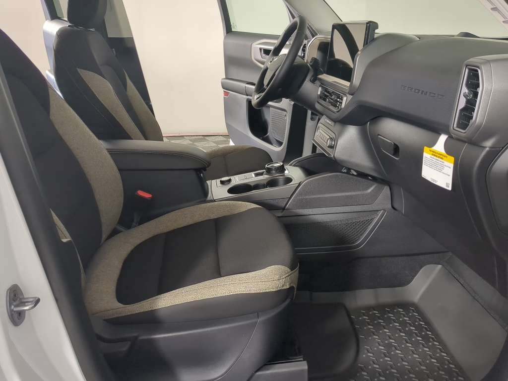 2025 Ford Bronco Sport Big Bend photo 13