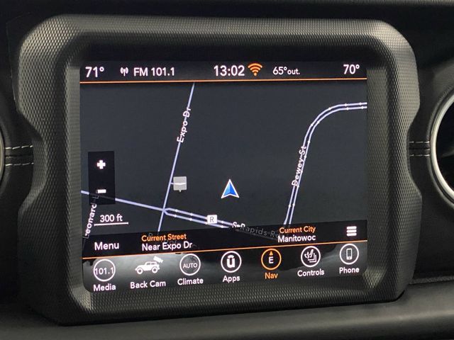 2018 Jeep Wrangler Unlimited Sahara photo 9
