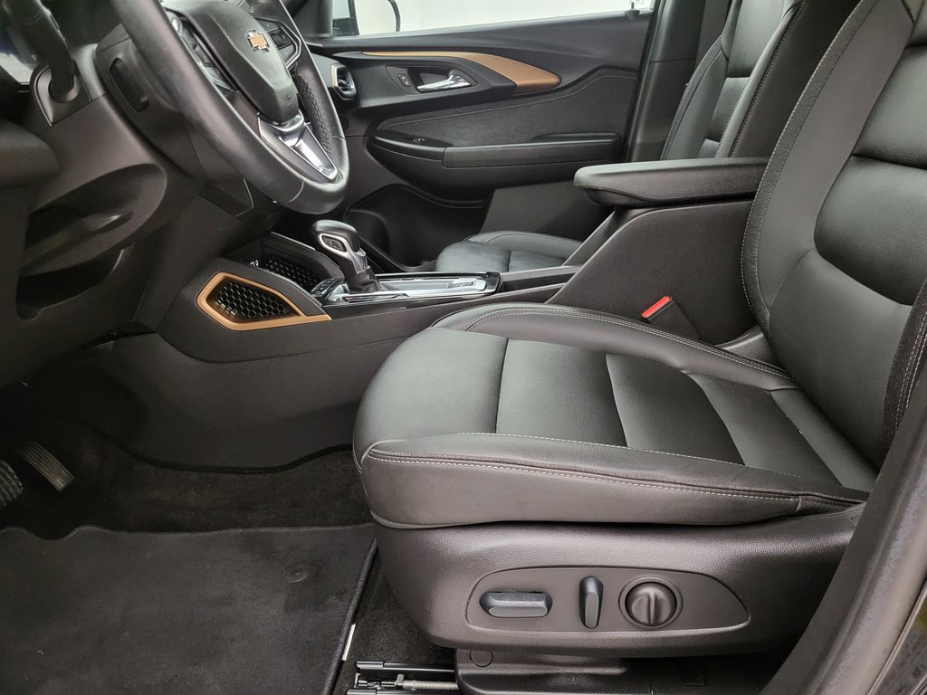 2023 Chevrolet Trailblazer ACTIV photo 2