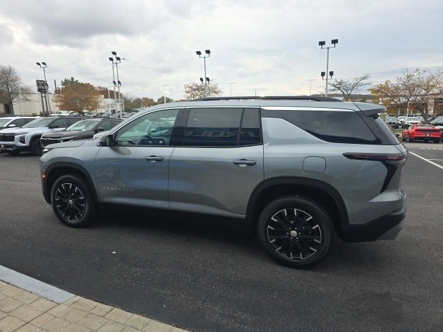 2026 Chevrolet Traverse photo 4