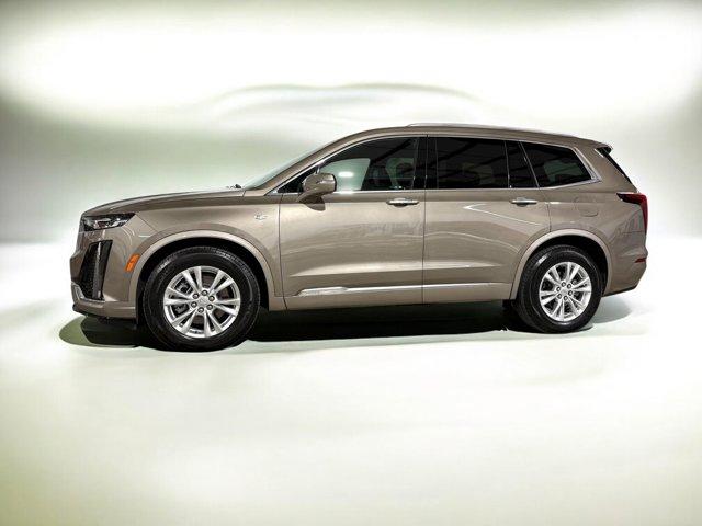 2023 Cadillac XT6 Luxury photo 2