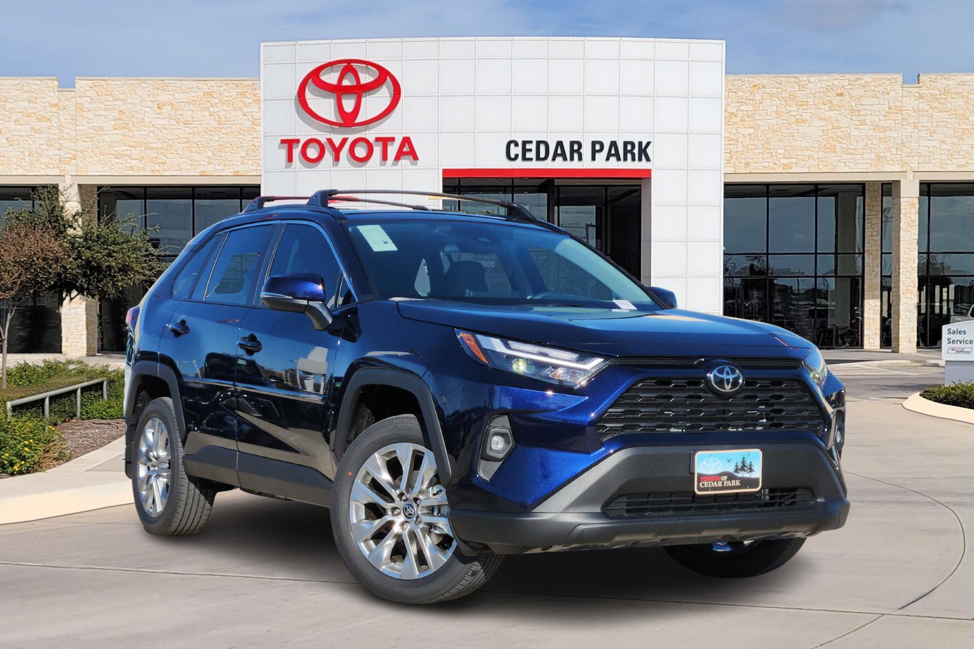 2025 Toyota RAV4 XLE Premium's photo